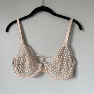 Victoria's Secret Body by Victoria Unlined Demi Bra Lingerie Women's Size 34DD